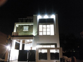 West Canal 112 Residency